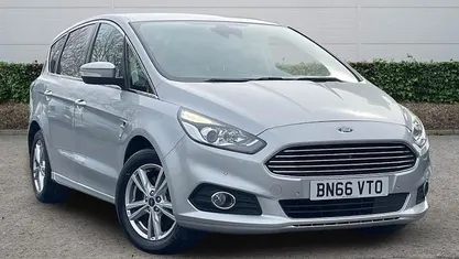 Used Ford S-MAX Titanium 160 HP (117 kW) 2018 MPV