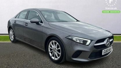 Usado Mercedes A180 Executive 116 CV (85 kW) 2019 Gris Berlina