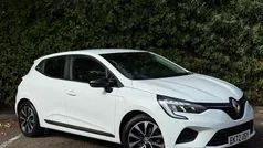 Used 2022 Renault Clio V Evolution Hatchback | £14,135 (Good price)