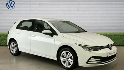 Used VW Golf VII Life 150 HP (110 kW) 2021 White Hatchback