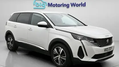Used Peugeot 5008 Allure Premium 131 HP (96 kW) 2021 White SUV