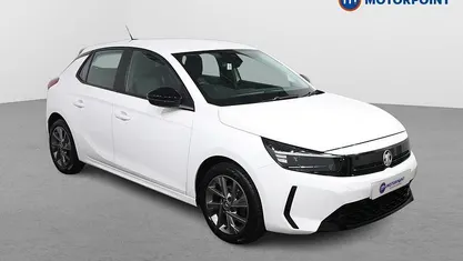 Used Vauxhall Corsa Design Edition 75 HP (55 kW) 2023 White Hatchback