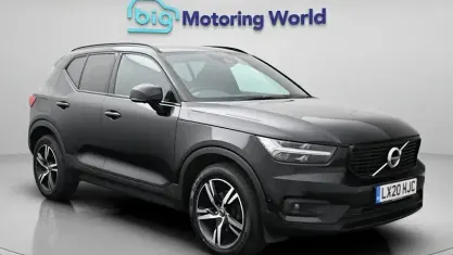 Usado Volvo XC40 R-Design 163 HP (119 kW) 2020 Preto SUV