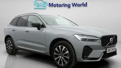 Used Volvo XC60 Plus 250 HP (183 kW) 2023 Grey SUV