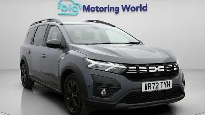 Used Dacia Jogger Extreme 110 HP (80 kW) 2023 Grey MPV