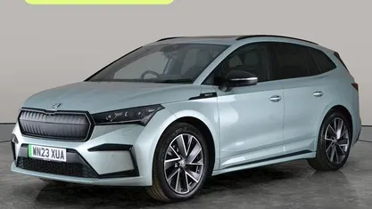 Begagnad Skoda Enyaq iV SportlinePlus 150 kW (204 HK) 2023 Silver SUV