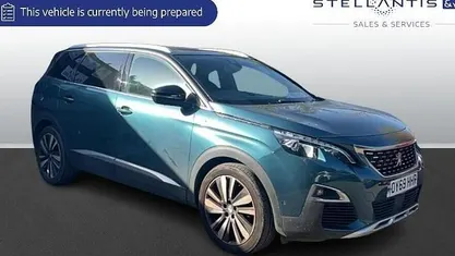 Used Peugeot 5008 Premium 131 HP (96 kW) 2020 SUV