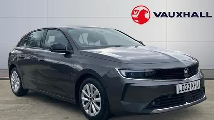 Used Vauxhall Astra Design Edition 131 HP (96 kW) 2025 Hatchback