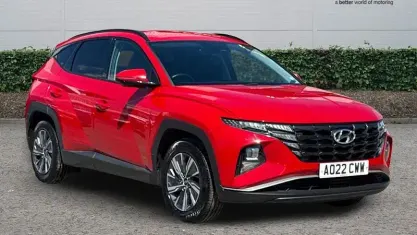 Used Hyundai Tucson SE 150 HP (110 kW) 2022 Red SUV