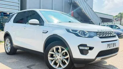 Used Land Rover Discovery Sport HSE 180 HP (132 kW) 2017 White SUV