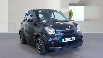 Used Smart ForTwo Electric Drive Premium 60 kW (82 HP) 2022 Black and black Coupe
