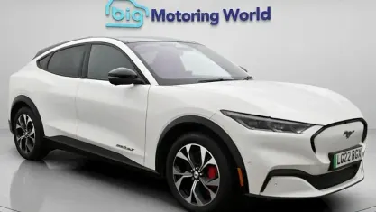 Used Ford Mustang Mach-E Extended Range 258 kW (351 HP) 2022 White SUV