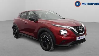 Used Nissan Juke N-Connecta 114 HP (83 kW) 2023 Red SUV