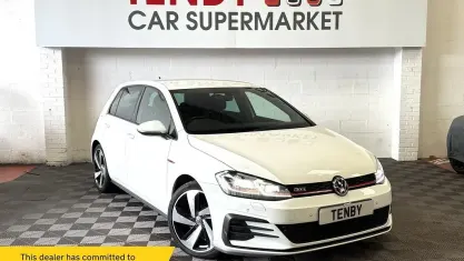 Used VW Golf VII GTI 230 HP (169 kW) 2018 White Hatchback
