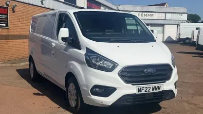 Used Ford Transit Custom Limited 131 HP (96 kW) 2022 White Van