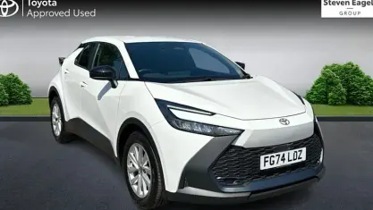 Used Toyota C-HR 140 HP (102 kW) 2024 White SUV