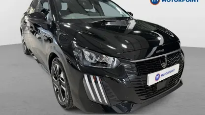 Käytetty Peugeot 208 Allure 101 HP (74 kW) 2025 Musta Viistoperä