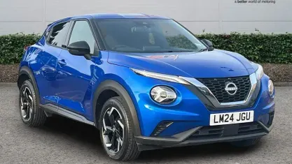 Used Nissan Juke N-Connecta 114 HP (83 kW) 2023 Blue SUV