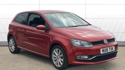 Used VW Polo Match 90 HP (66 kW) 2016 Red Hatchback