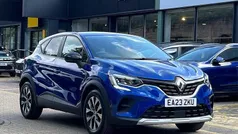Id metallic iron blue Used 2022 Renault Captur Evolution SUV | £17,215 (Fair price)