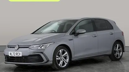 Used VW Golf VIII R-line 131 HP (96 kW) 2024 Hatchback