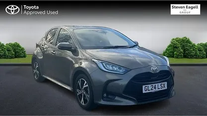 Used 2025 Toyota Yaris Hybrid Design Hatchback | £19,952 (Fair price)