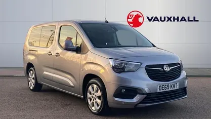 Used 2019 Vauxhall Combo Estate | £12,395 (Fair price)