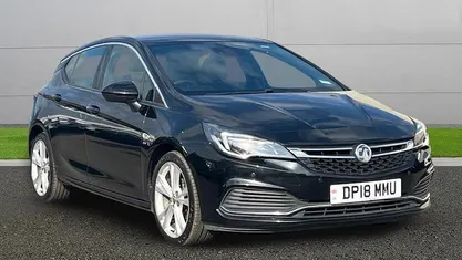 Used Vauxhall Astra SRi 150 HP (110 kW) 2018 Black Hatchback