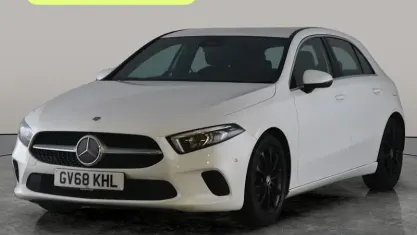 Używany Mercedes A180 Executive 116 KM (85 kW) 2020 Hatchback