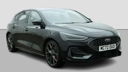 Used Ford Focus ST 280 HP (205 kW) 2023 Black Hatchback