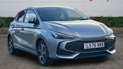 Nouă MG MG3 Trophy 194 CP (142 kW) 2025 Argintiu Hatchback