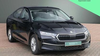 Used Skoda Octavia SE Technology 150 HP (110 kW) 2025 Black magic pearl effect Hatchback