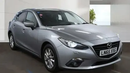 Used Mazda 3 120 HP (88 kW) 2015 Silver Hatchback