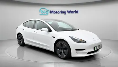 Used Tesla Model 3 Standard Range Plus 239 kW (325 HP) 2021 Sedan
