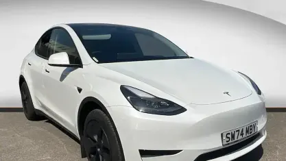 Used Tesla Model Y Long Range RWD 255 kW (347 HP) 2024 White SUV