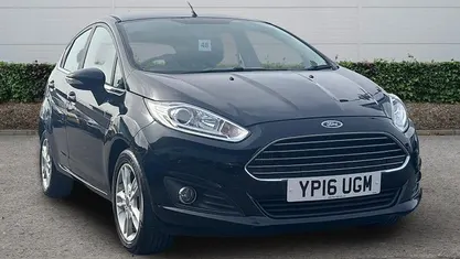 Used Ford Fiesta Zetec 101 HP (74 kW) 2016 Hatchback