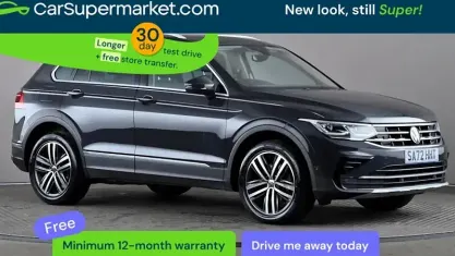 Usado VW Tiguan Elegance 245 HP (180 kW) 2022 Cinzento SUV
