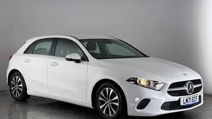 Used Mercedes A180 SE 136 HP (100 kW) 2021 White Hatchback