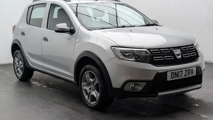 Used 2017 Dacia Sandero Lauréate Hatchback | £5,850 (Fair price)