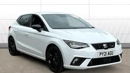 Używany Seat Ibiza FR Sport 110 KM (80 kW) 2021 Biały Hatchback