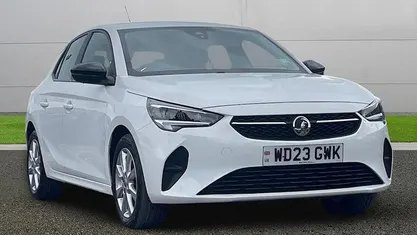 Used Vauxhall Corsa Design Edition 75 HP (55 kW) 2023 White Hatchback