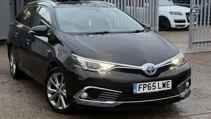 Used 2016 Toyota Auris Touring Sports Estate | £8,295 (Good price)