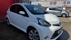 White Used 2012 Toyota Aygo Hatchback | £3,995 (Expensive)