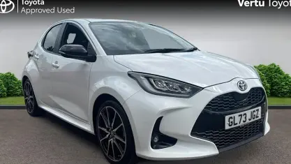 Used Toyota Yaris Sport 116 HP (85 kW) 2023 White Hatchback