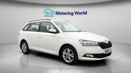 Used Skoda Fabia SE 110 HP (80 kW) 2018 White Estate