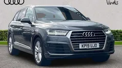 Grey Used 2019 Audi Q7 Advanced SUV | £38,860 (Fair price)