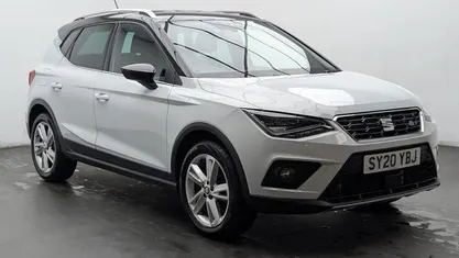 White Used 2020 Seat Arona FR SUV | £11,850 (Fair price)