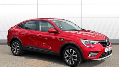 Used Renault Arkana Iconic 145 HP (106 kW) 2022 Red SUV