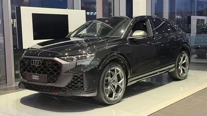 New 2025 Audi RS Q8 SUV | £145,000 (Fair price)