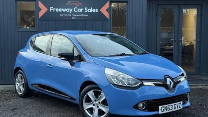 Used 2015 Renault Clio IV Dynamique Hatchback | £3,750 (Fair price)